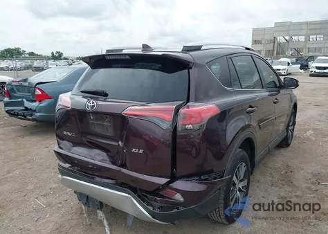 2016 Toyota Rav4 Xle z USA, uszkodzony, nr VIN 2T3WFREV6GW280627